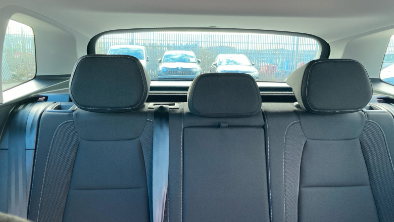 Skoda Karoq 1.5 TSI SE Drive 5dr DSG Petrol Estate